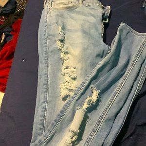 Light in color jeans they give off two thousands vibes